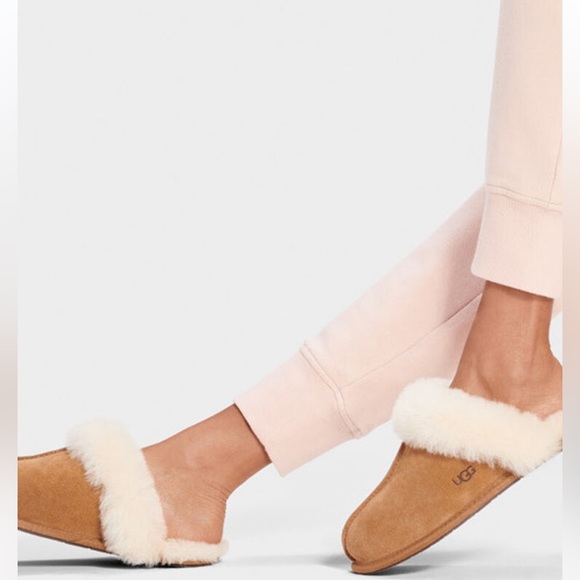 UGG Shoes - UGG Women's Scuffette II Slipper Sz 7 NWOT